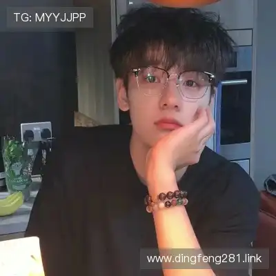 尤诗彩